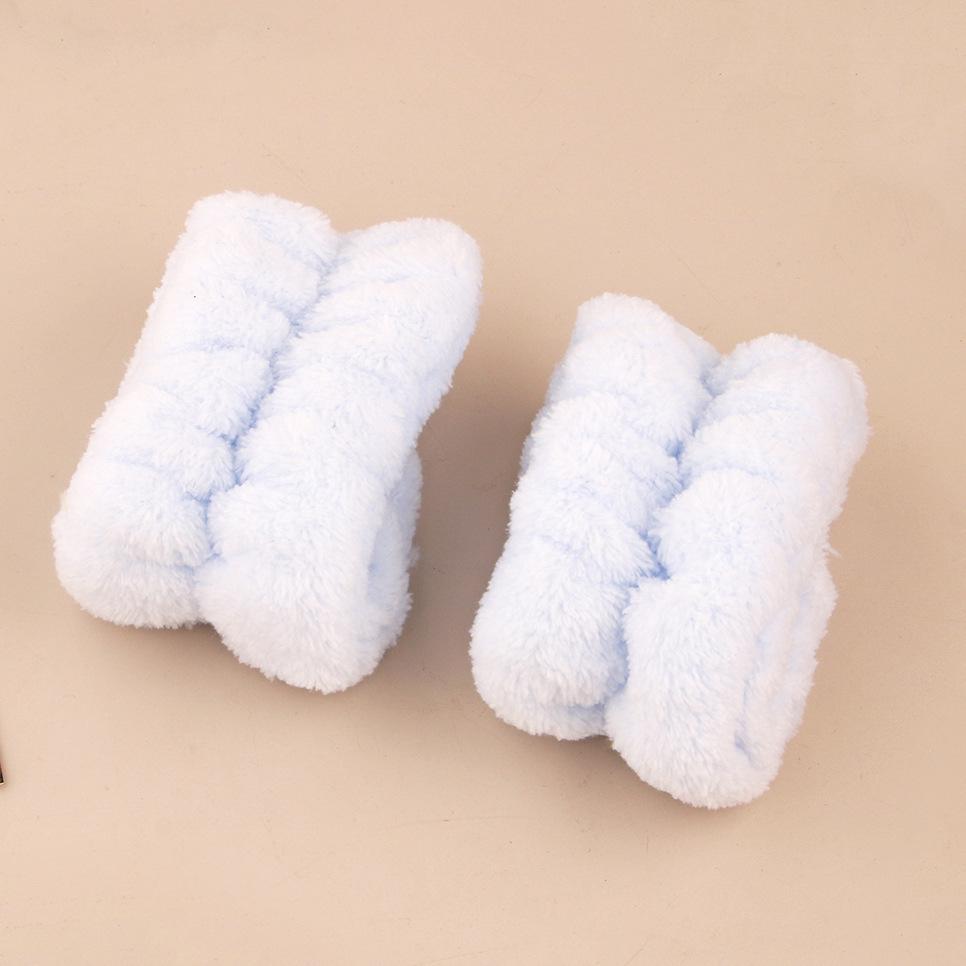 Coral Fleece Face Wash Set: Absorbent Hair Tie, Wristband, and Moisture-Proof Skincare Tool.