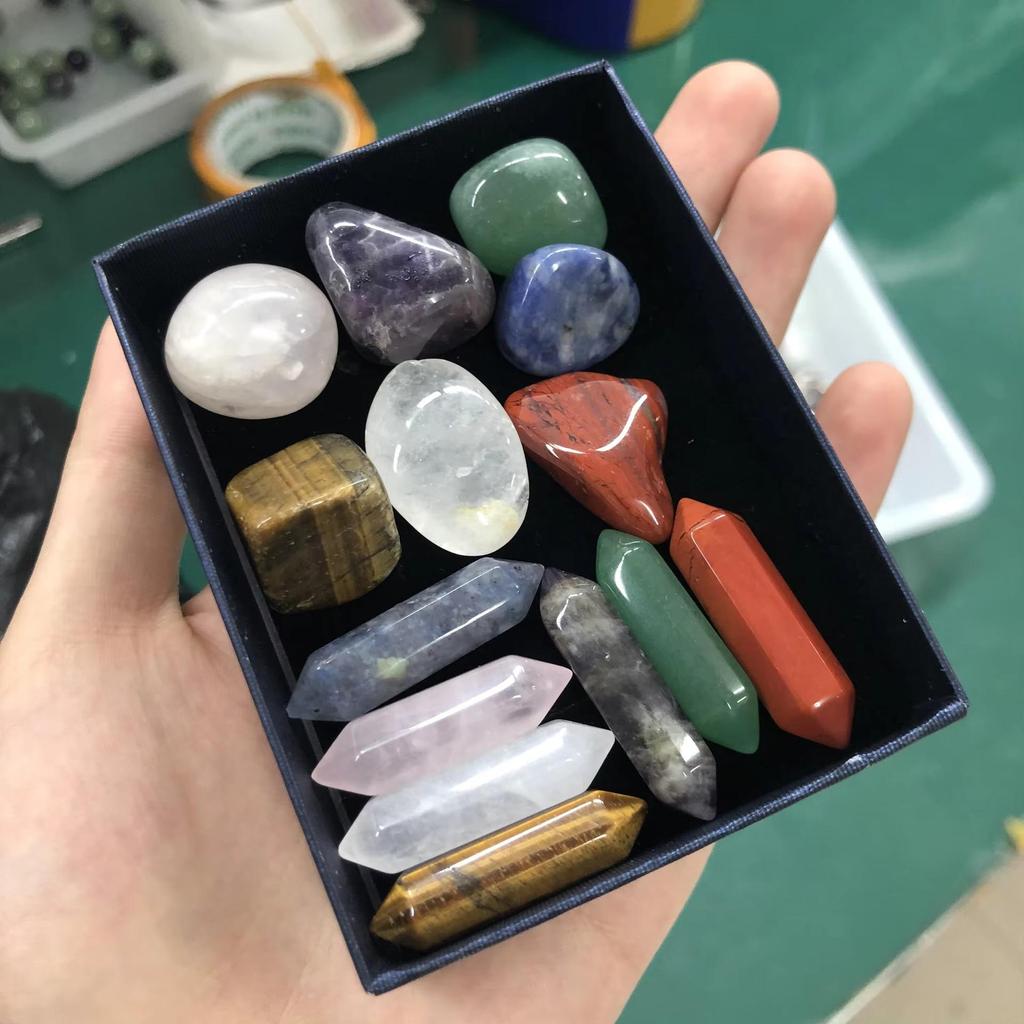 Seven-Color Crystal Heart & Hexagonal Stone Set - Natural Tumbled Stones & Mineral Specimens Gift Box