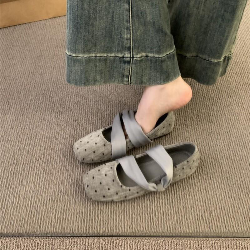Inner height increase! Korean retro polka dot square head Mary Jane shoes light mouth single shoes ballet shoes early autumn French women's shoes