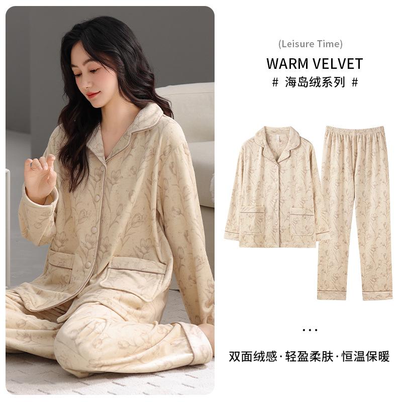Pajamas Women Spring And Autumn Island Fleece Middle-Aged Mother Coral Fleece Thickened Autumn And Winter Loungewear Set
