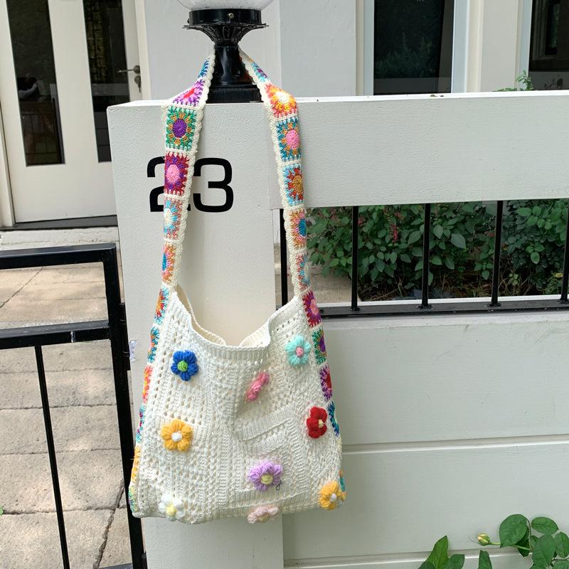 Retro Flower Women's Knitted Crossbody Bag Vintage Plaid Ladies Vacati Knit Handbags Large Capacity Female Tote Shoulder Bags