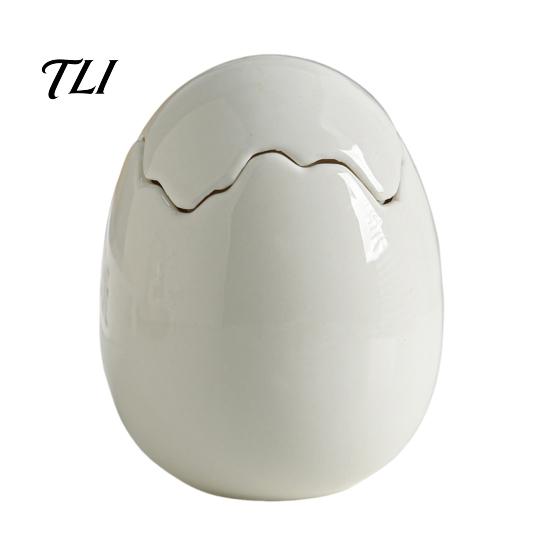 Romantic Atmosphere Lamp Ceramic Eggshell Candle Holder for Scented Candles, Candles Thoughtful Birthday Present Container, Minimalist Art Ornament