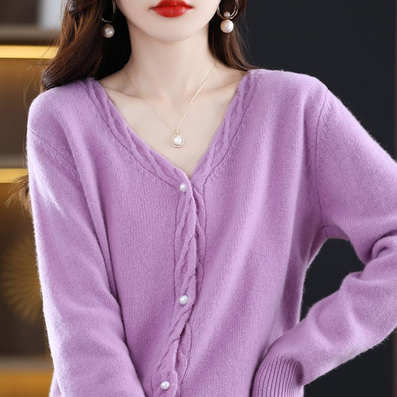 Dámský kašmírový kardigan Qinghe kašmír 30% kašmír 70% vlna podzimní a zimní kašmírový zahuštěný kardigan měkký a hřejivý