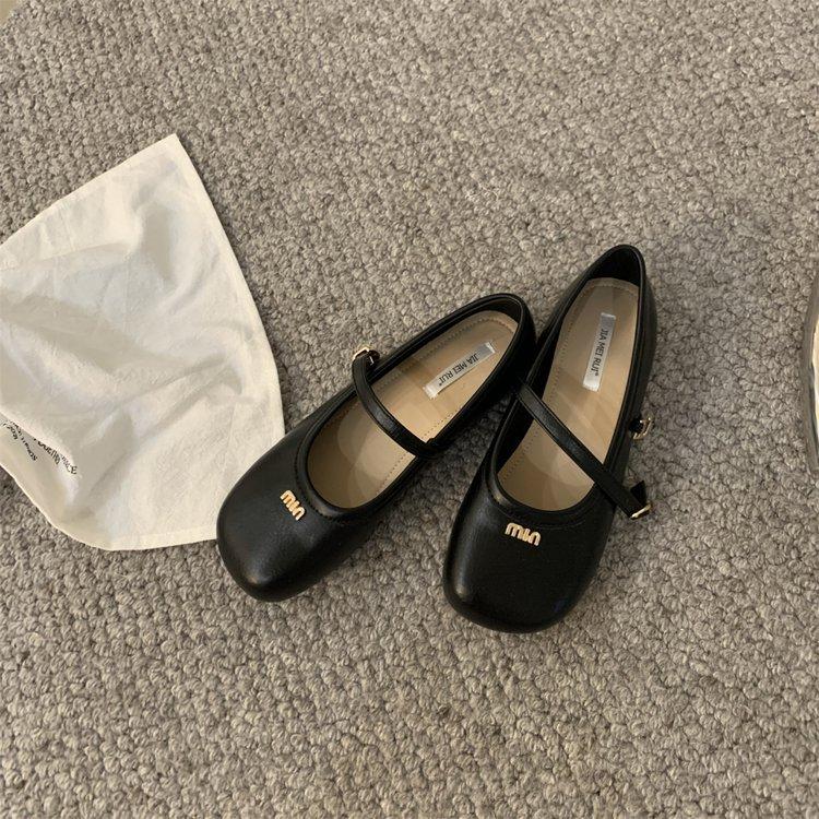 

Одиночные туфли Xiaoxiangfeng 2025 года, весна и осень, новые туфли-бини с одним словом и пряжкой, женские туфли Мэри Джейн на плоской подошве с мягкой подошвой в стиле бабушки 35 чёрный