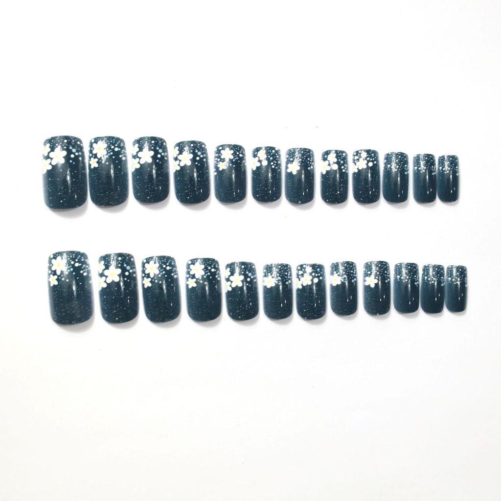 Trendy 24-Piece Starry Dream Flowers & Polka Dot Medium Wearable Nails