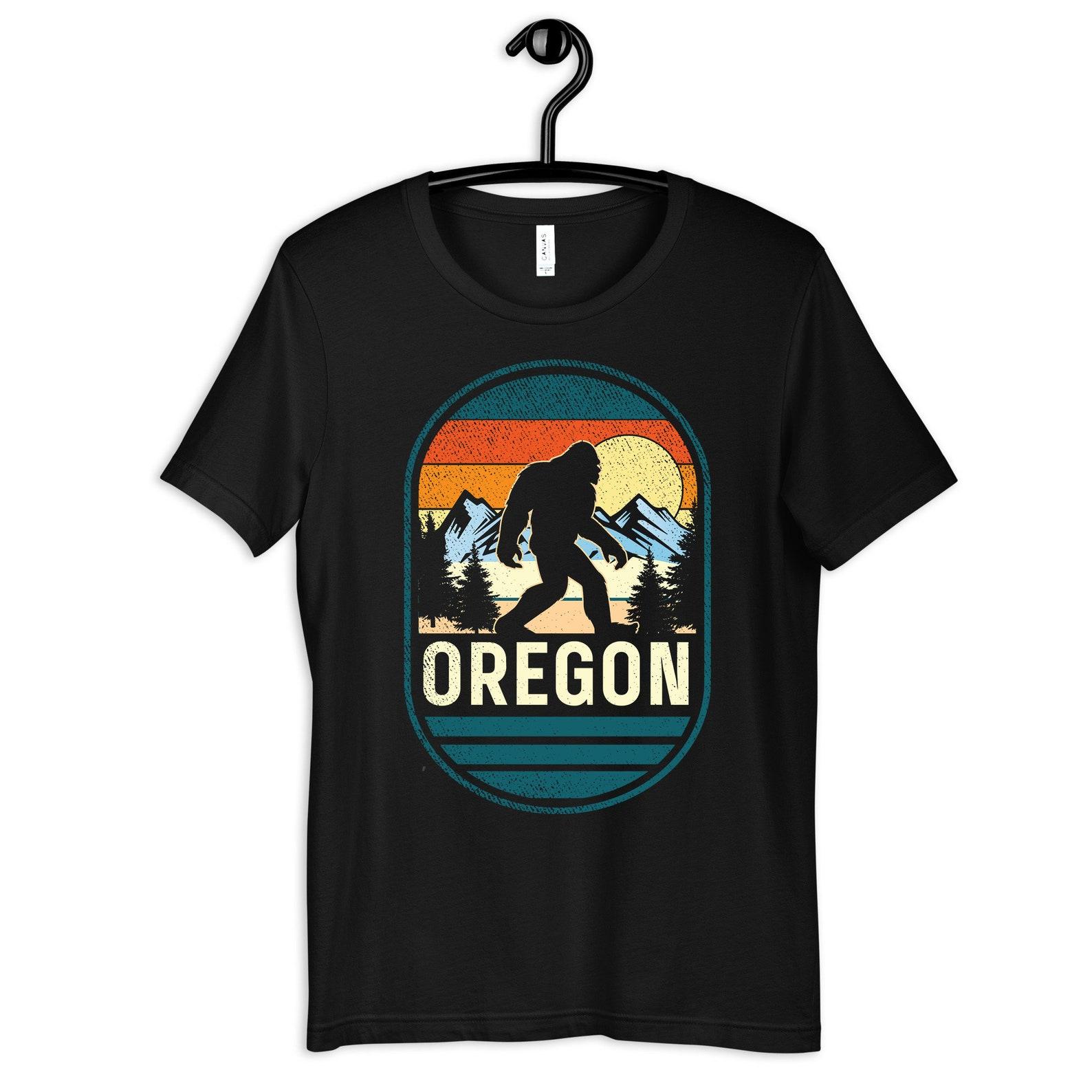 Oregon Bigfoot Shirt, Oregon Sasquatch T-Shirt, Bigfoot Hunter T-shirt, Tank Top,T-shirt, T-shirt, Kids Tee 3XL