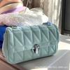 This summer's new simple chain bag, messenger bag, small bag, shoulder bag, and high-end diamond women's bag are popular.