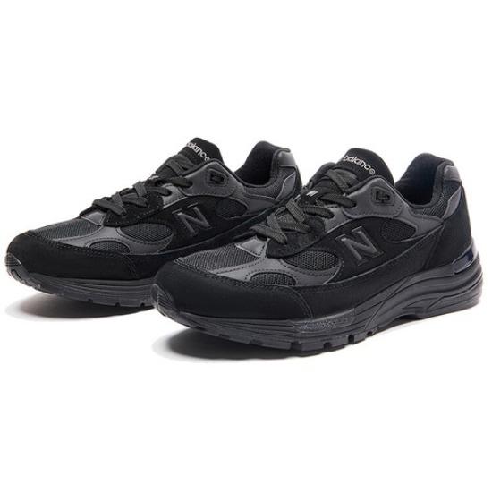 

New Balance 992 Black 2021 - M992MN EU 44.5 чёрный