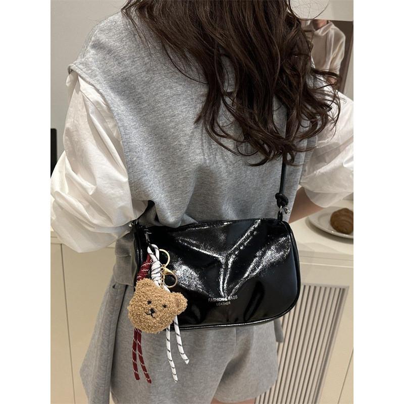 Color Solid Minimalist Letter Printed Women Casual Shoulder Bag With Pendant