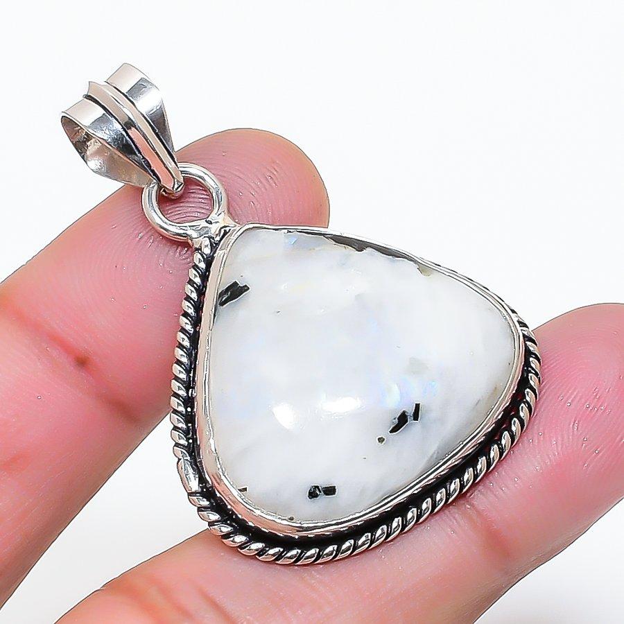 Natural Moonstone Gemstone Handmade 925 Sterling Silver Pendant 1.58  AP-15574