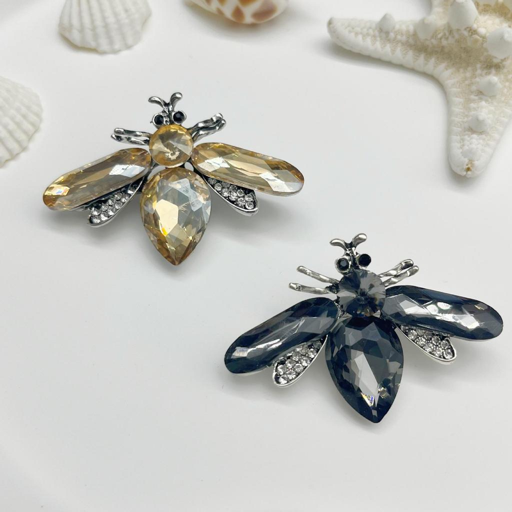 Elegante Strass-Bienenbrosche: Luxuriöse Kristall-Insektenbrosche für Damen - Einzigartiges Design im westlichen Schmuckstil