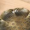 1Pcs Home Room Decoration Flower Shaped Metal Incense Burner Craft Ornament For Spa Yoga Meditation Accessories