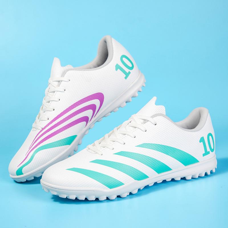2025 Summer New Teen Student Couple Spike Competition Training Low Top Soccer Boots 35-45 Yards