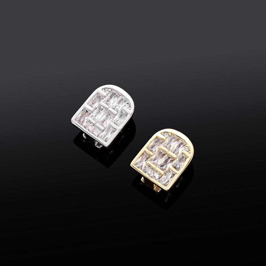 Hip-Hop Dollar Sign Tooth Grillz with Cubic Zirconia - Trendy Halloween Jewelry.