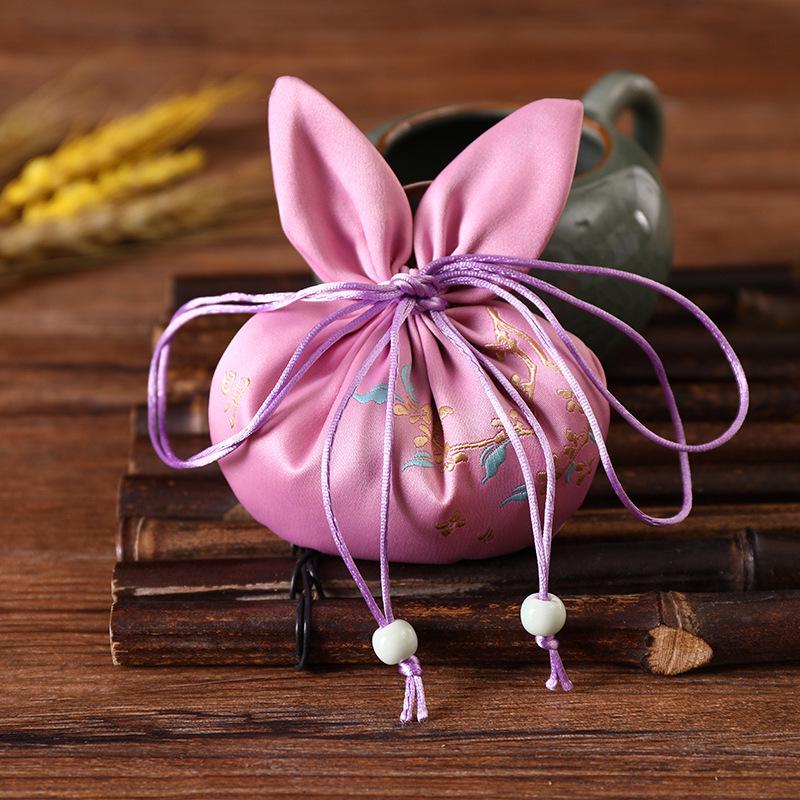 Ping An Cultural Scenic Amulet: Hanfu Style Sachet Pendant for Safety and Luck