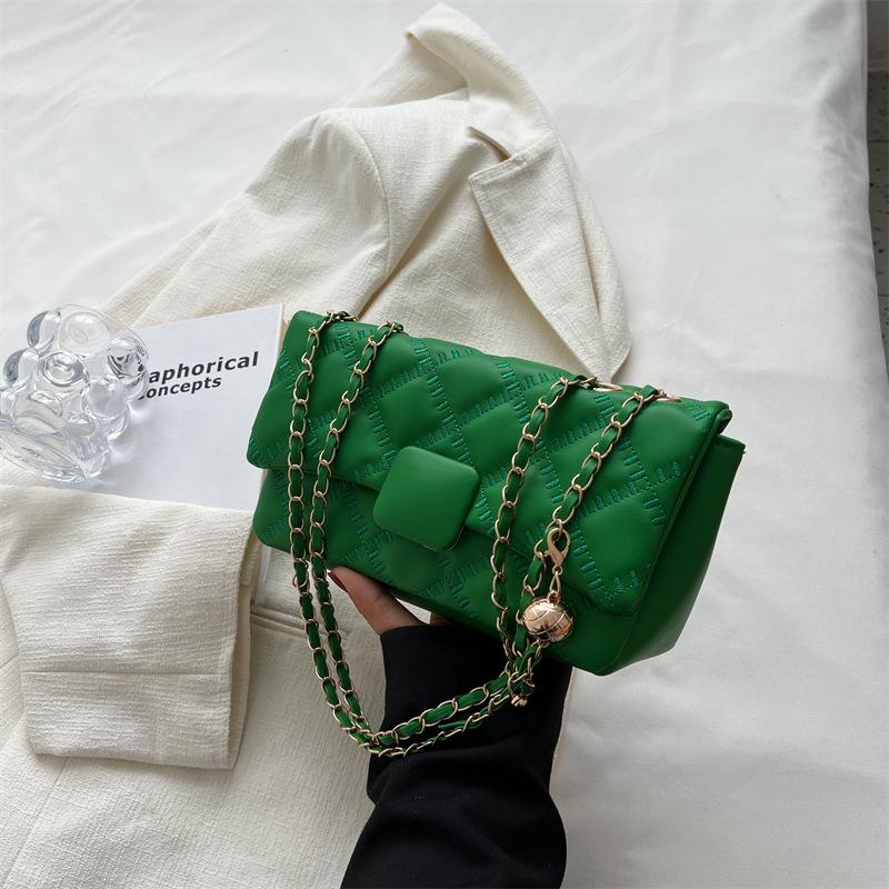 Rhombus Embroidery Thread Small Bag Women's 2024 Spring New Popular Versatile Chain Messenger Bag Internet Celebrity Explosion Small Square Bag