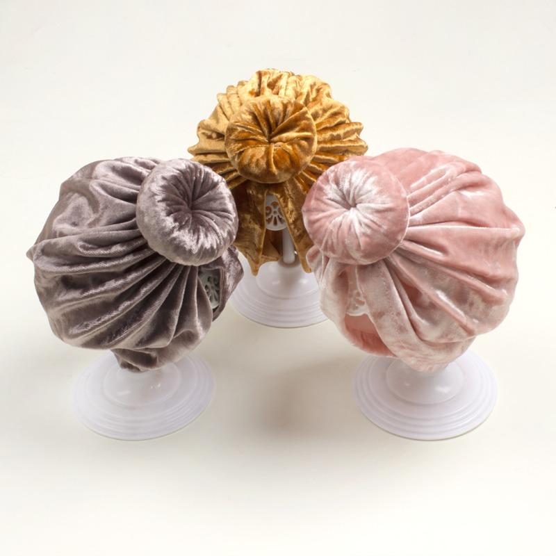 Autumn and winter baby new skin-friendly golden velvet hat, children's soft and delicate pullover hat, baby hat