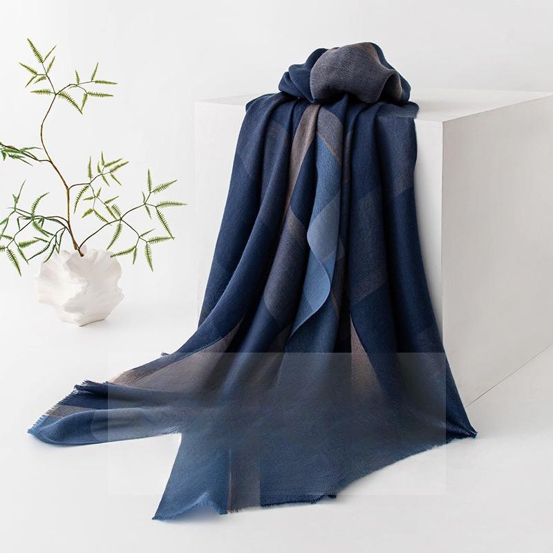 New Scarf for Women in Autumn and Winter Cashmere Scarf  High End Blue Plaid Male Couple Scarf Air Conditioning Shawl