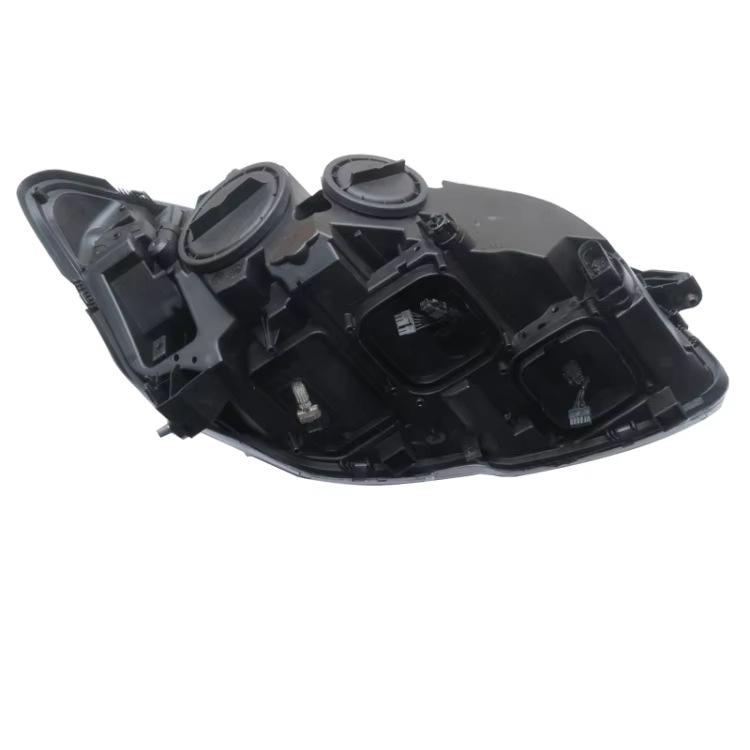 Mercedes-Benz W221 Compatible Car Headlights (Models 2218207339, 2218207439)