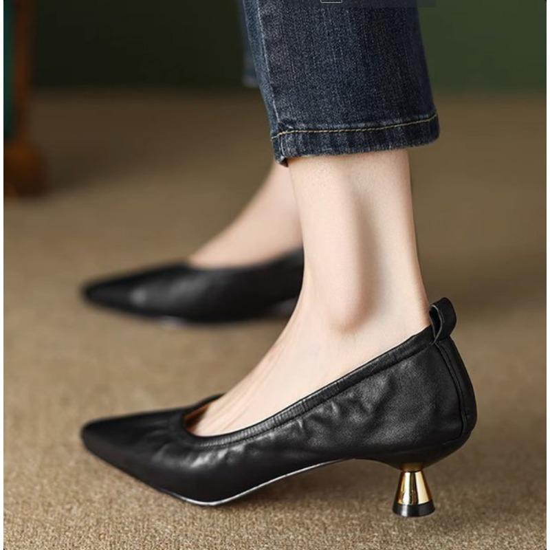 Motedesigner Kontordame Elegante Pumps Sko Damespiss Tå Mellomhæler 2025 Nye Skinn Retro Dansefest Lave Hæler Sko