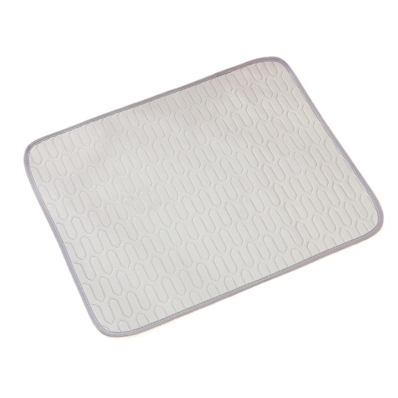 1pcs Summer Pet Cooling Mat Pad Sleeping Pad Washable for Cat Dog Pets Summer Cool Pads Blanket Washable Ice Silk Breathable Mat