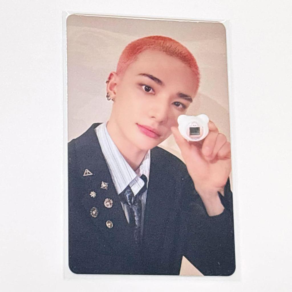 [USED] Stray Kids skzoo Tamagotchi Genielet bonus trading card Hyunjin