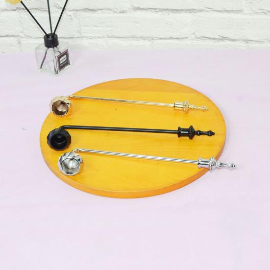 Candle Snuffer with Long Handle Putting Out Candle Wick Flame Extinguishing Tool Candle Extinguisher Accessory Decorative Metal Candle Cover Tool