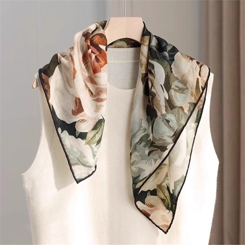 Mulberry silk wool 65 silk wool blended rose story large square scarf women s spring summer retro elegant silk scarf Standard
