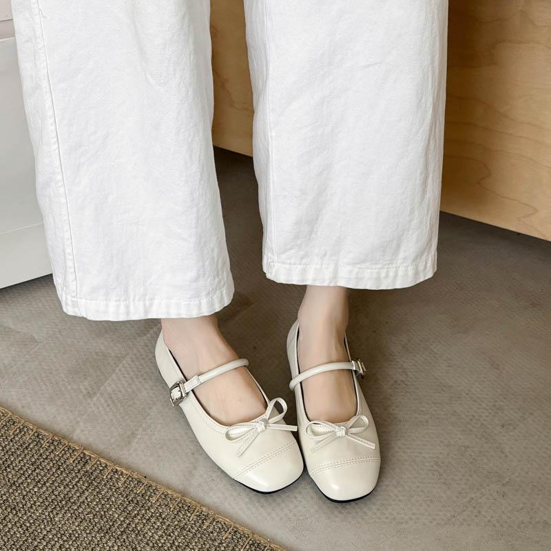 French Round Head Bow Flat Sole Shoes Women's 2025 Summer New Versatile Small Leather Shoes Shallow Mouth Mary Jane Skirt