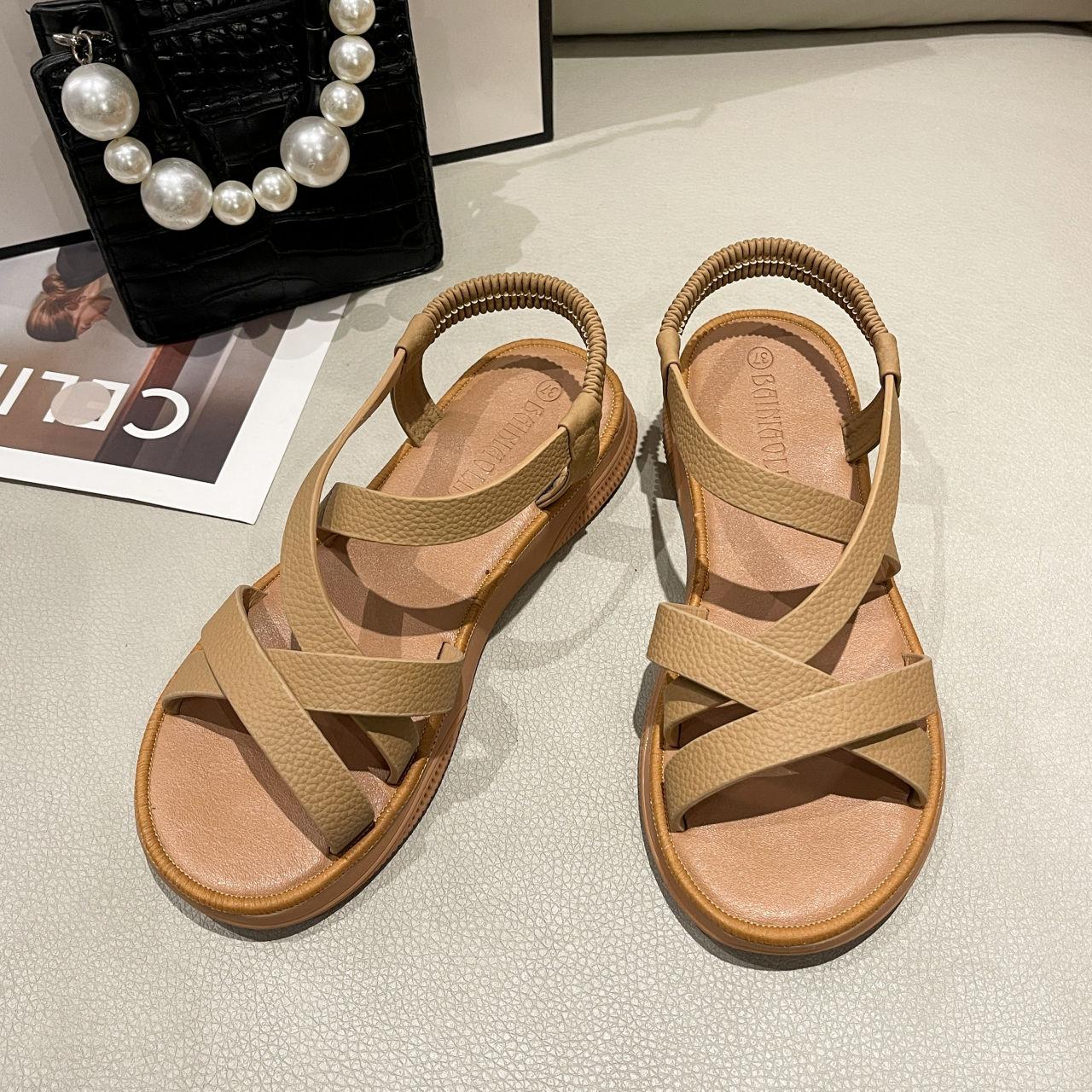 

Туфли с пряжками Женские Белые Сандалии Женские С открытым носком Пляжные Черные на низком каблуке Обувь Лето 2025 Противоскользящие Горячая Оптовая H 40