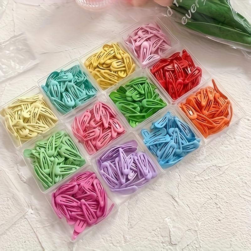 

20pcs 3cm Colorful Plastic Hair Clips Daily Use Bangs Clips, Cute and Minimalist Design, Colors Random Korean Hair Accessories