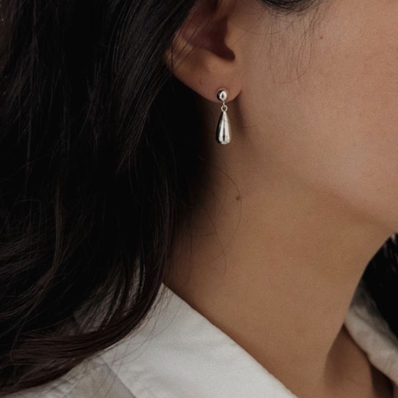 Oar Rain Drop Earrings