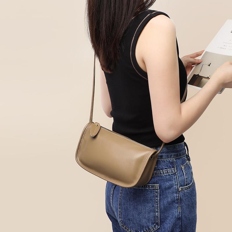 Bag women's new messenger bag autumn dumpling bag leather women's bag shoulder bag pillow bag luggage