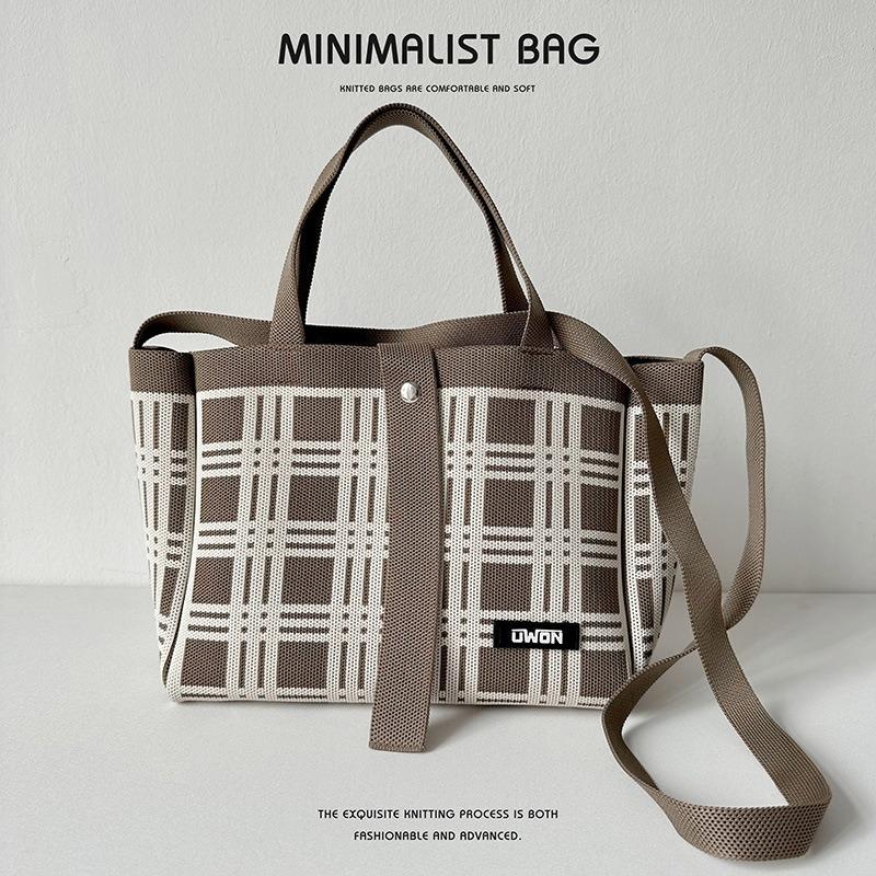 Nischendesign-Strick-Tragetasche, lässige Umhängetasche mit großem Fassungsvermögen