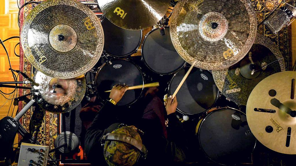 Prato Ride MEINL Série Byzance Jazz Modelo Assinatura Ralph Peterson Symmetry Ride B22SYR 22" []