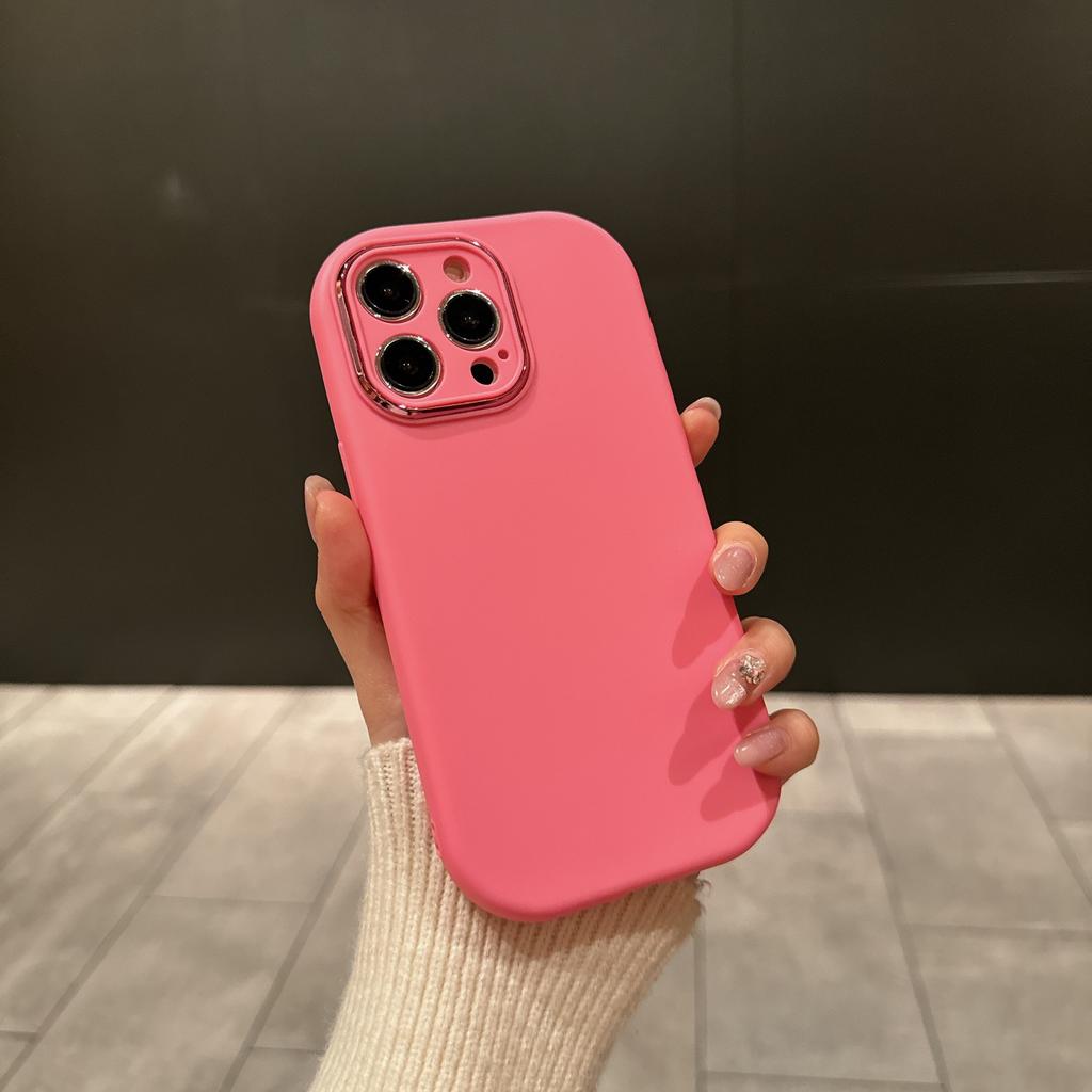 The Fine-hole Chubby Girl Is Suitable for Ip16pro Electroplated Lens Phone Case, Apple 15/14 Matte 12 Solid Color Protective Case