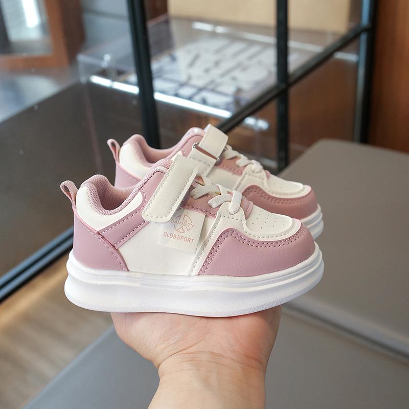 Children's shoes and girls' sports shoes 2025 spring and autumn new boys' leather waterproof casual white shoes baby board shoes