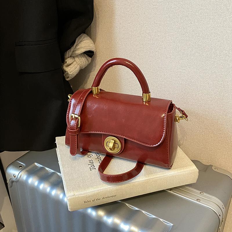 2025 New Year's Christmas Fashion Small Square Bag Women's Handbag Red Wedding Bag Shoulder Messenger Bag