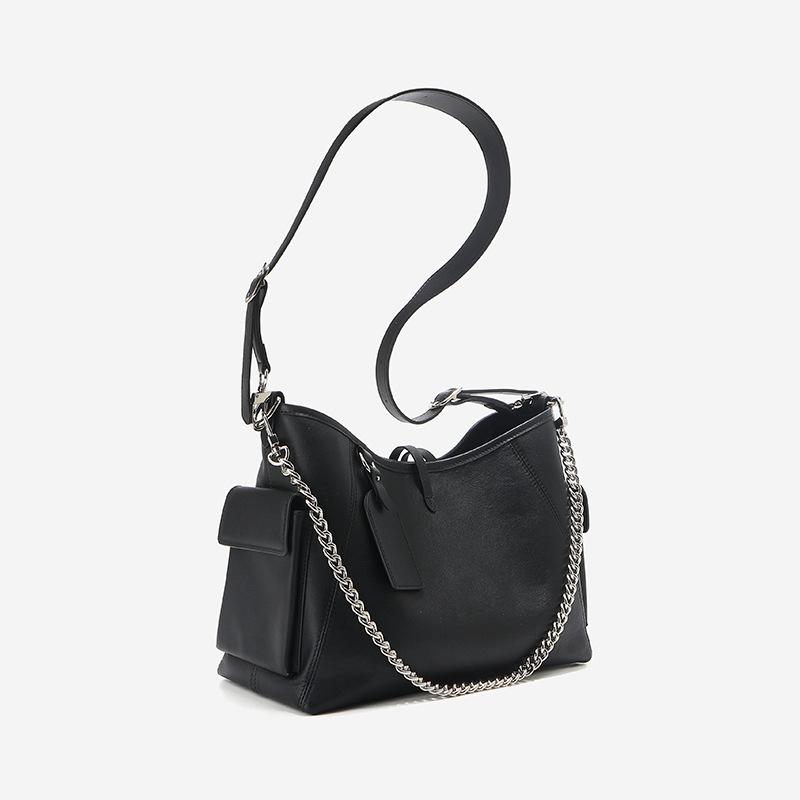 Tote bag women's leather large-capacity high-end cowhide mail carrier bag Darth Vader commuter messenger bag chain shoulder bag