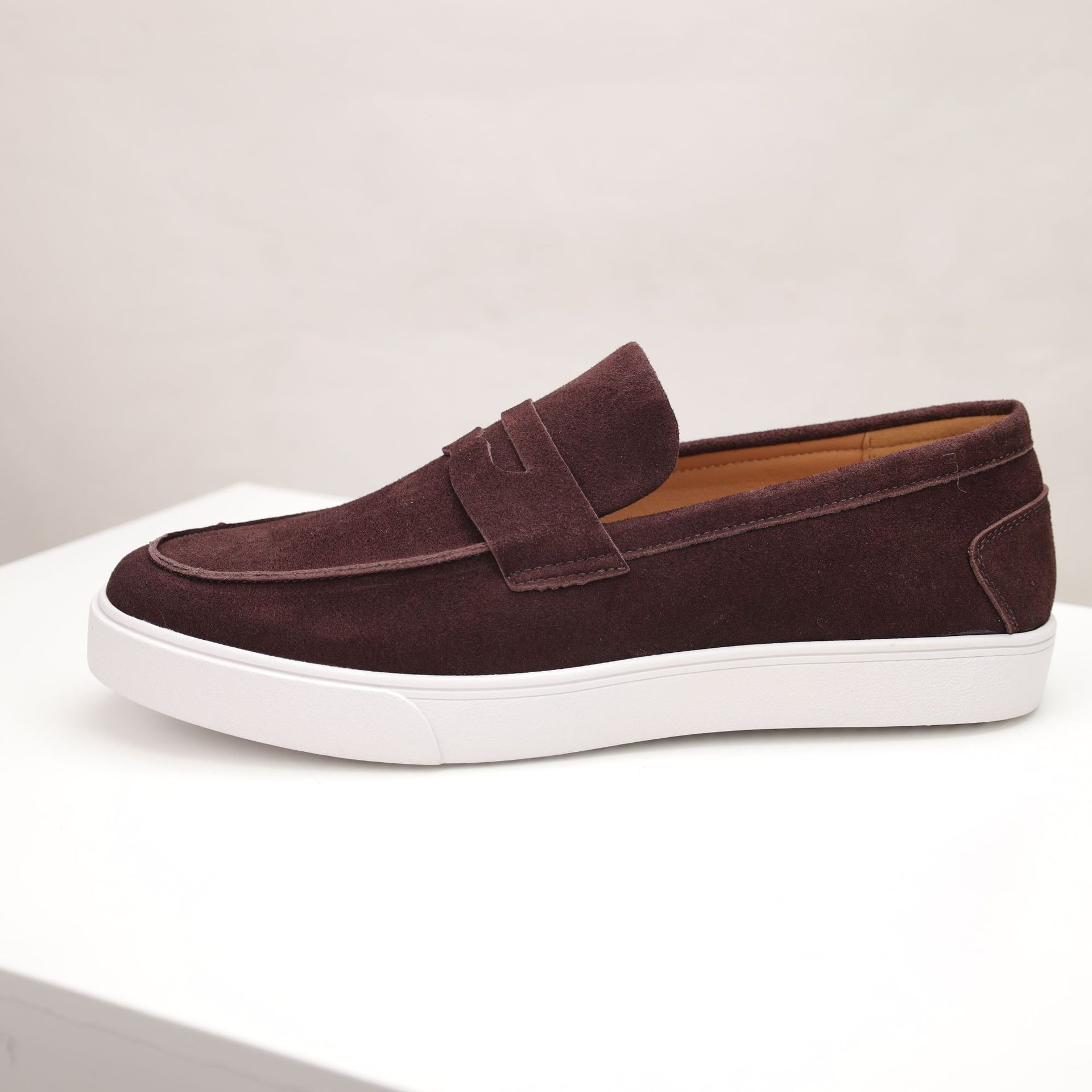 

Loafers men s one-pedal summer leather breathable foot shoes anti-suede matte lazy shoes soft-soled casual board shoes 40