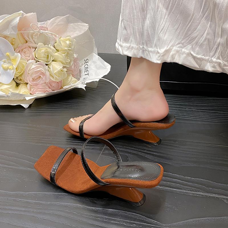 Fashion Wedge French Sandals with Abnormity with 2025 New Summer Temperament Niche Strap Sandals
