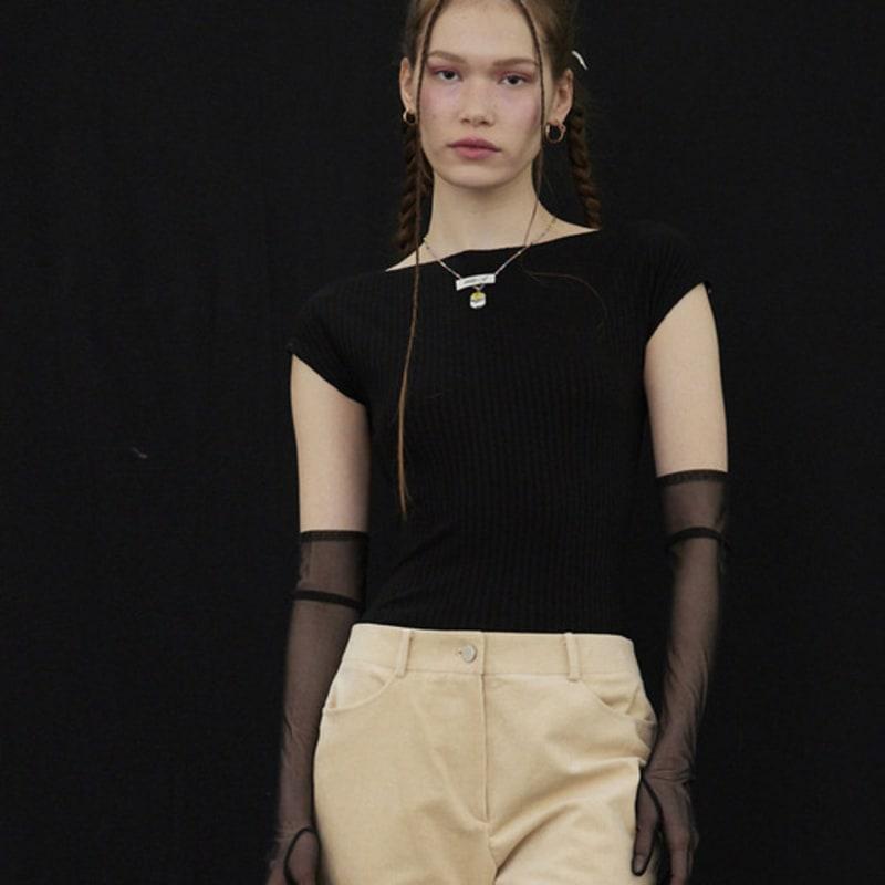 

emilee F Shalom necklace ONE