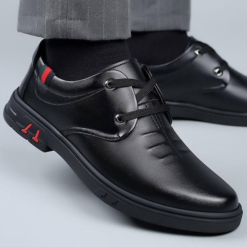 Men's Business Casual Leather Shoes Can Be Worn In All Seasons, with Soft Soles and Soft Surfaces, and Do Not Stink Feet.