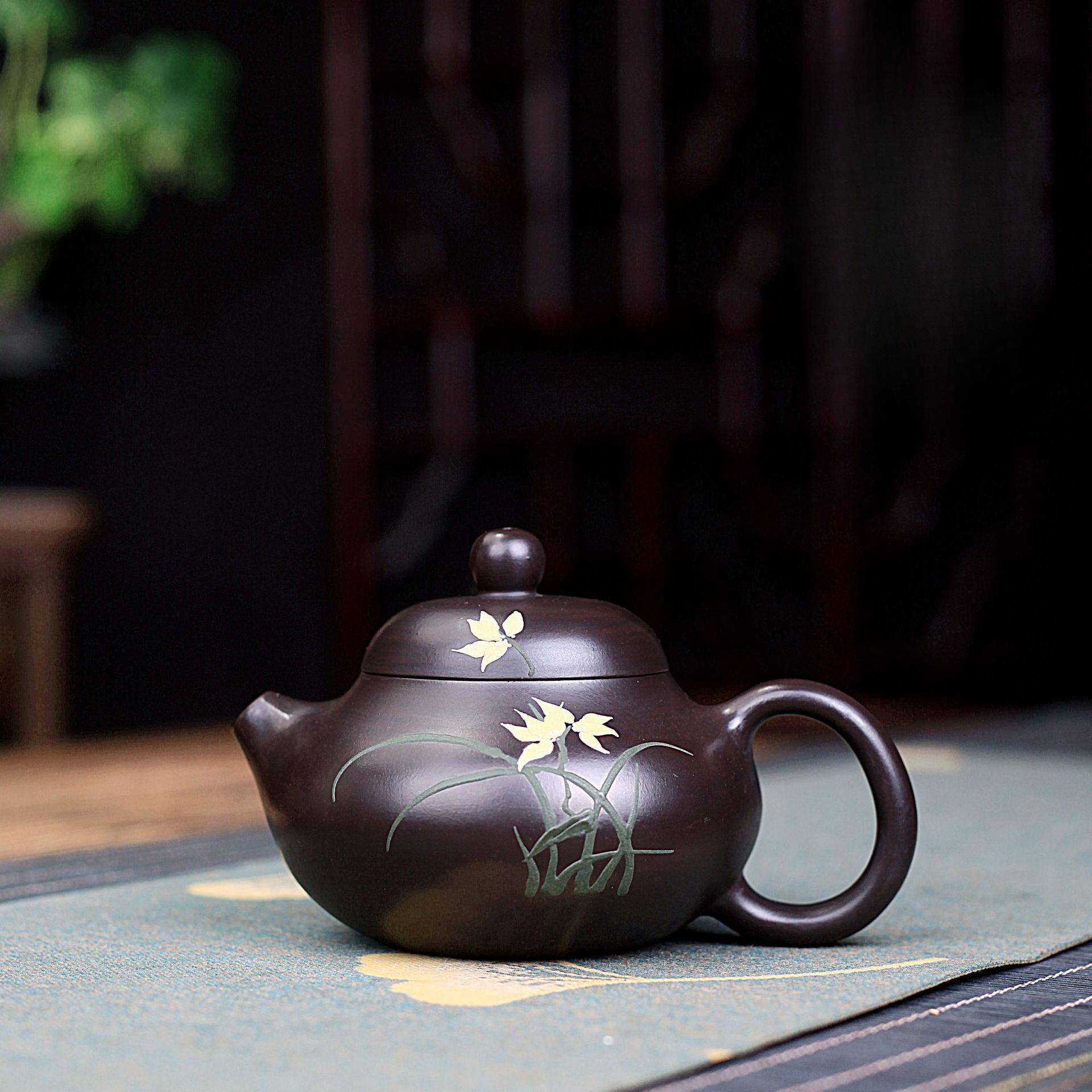 

200ml Antique Yixing Purple Clay Teapots Master Handmade Jade Ru Pot Raw Ore Black Mud Kettle With Infuser Zisha Tea Set Cha