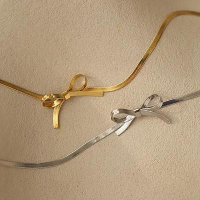 Colar Gargantilha Cobra em Aço Titânio Banhado a Ouro Personalizado - Design de Laço Prateado que Não Desbota