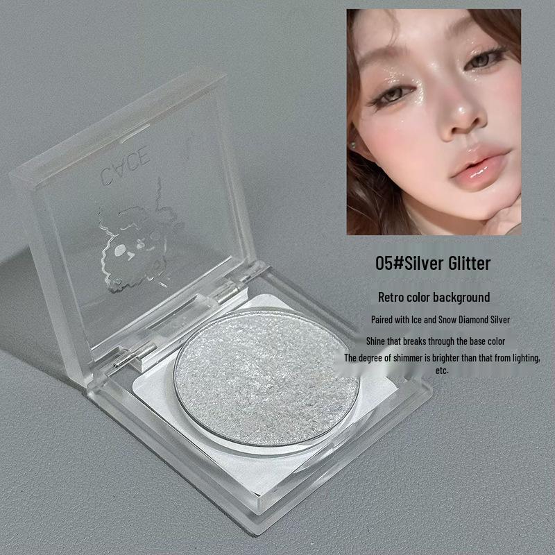 Love Bear Multi-use Shimmer Highlighter & Eyeshadow Powder 2.3g