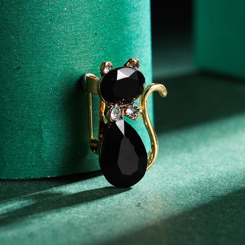 Cartoon Animal Black Cat Brooches Funny Vintage Rhinestone Cat Shirt Lapel Pins Cute Kitten Badge Party Birthday Jewelry Gifts