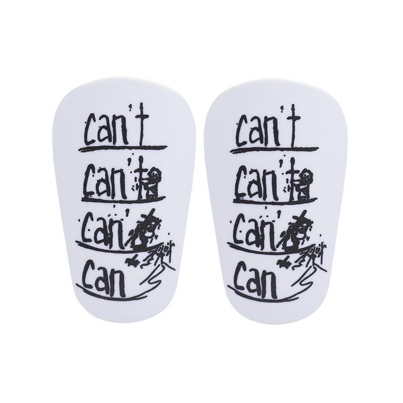 מגני שוקיים לכדורגל וגרבי ספורט גבוהים עם מגני שוקיים וכף רגל, חוצי גבולות