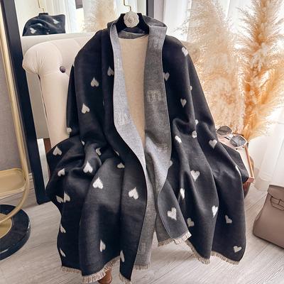 Αξεσουάρ – Κασκόλ και μαντήλια