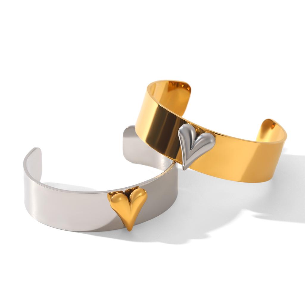  Stainless Steel Heart-shaped Two Tone Polished Open Bangle Hypoallergenic Jewelry Valentine's Day Mother's Day Gifts